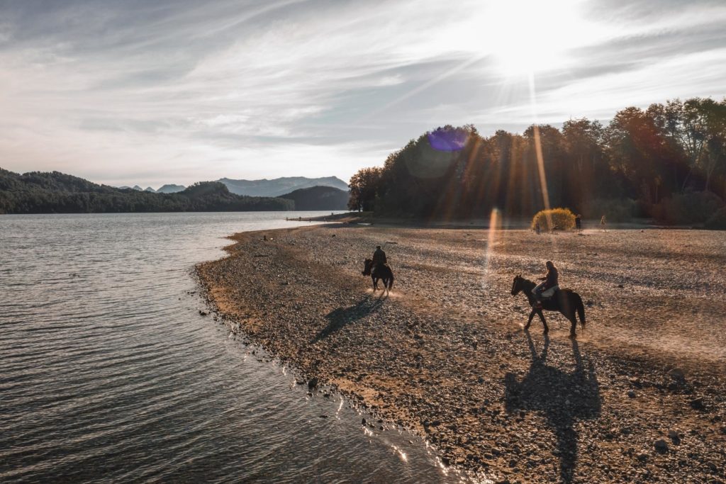 horseback riding in villa la angostura