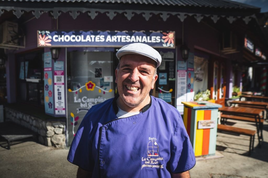 beto - is - the - owner - of - a - shop - in - patagonia - that - sells - ice -cream - and -choclate